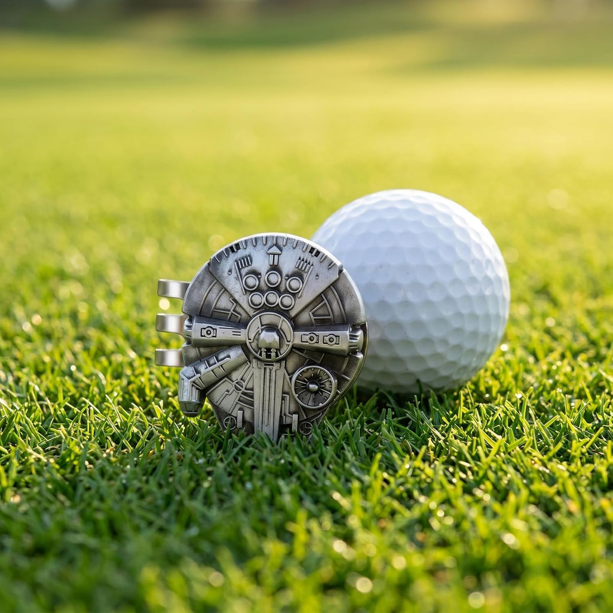 Magnetic Golf Ball Marker Hat Clip – Fun Golf Gift & Course Accessory